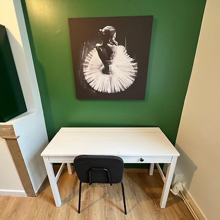 24 Chic & Cosy Grand Appart 88M2 Parking Gratuit Hypercentre Netflix Saint-Etienne  Kültér fotó