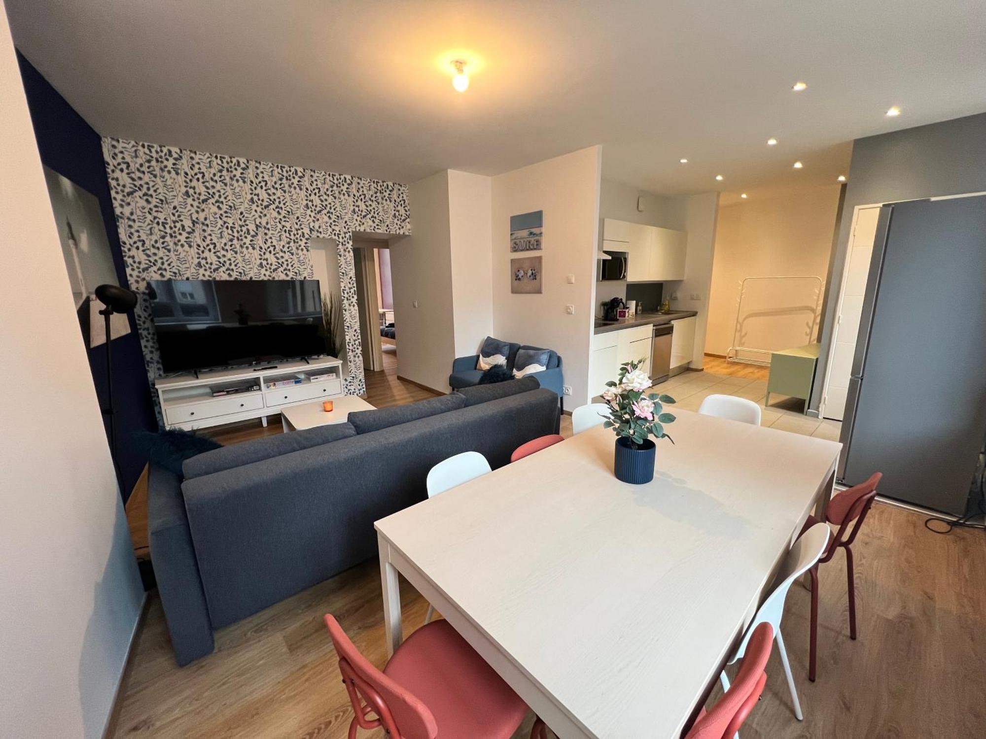 24 Chic & Cosy Grand Appart 88M2 Parking Gratuit Hypercentre Netflix Saint-Etienne  Kültér fotó